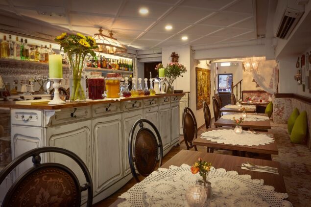 Dacha restaurant Hong Kong