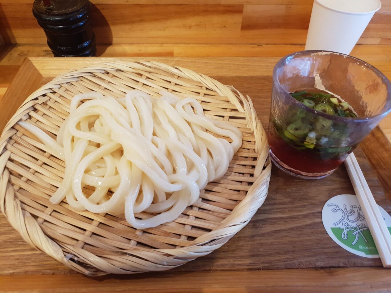 cold udon at Kirinya Honmachihonten in Osaka