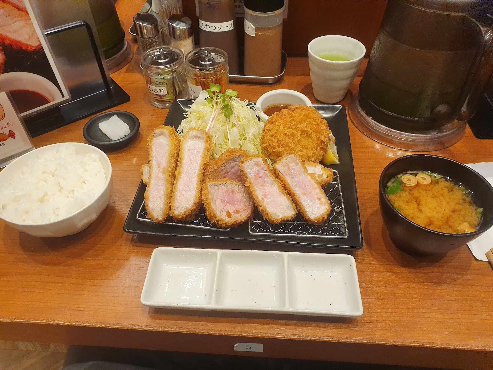 とんかつ さくら亭 天満橋店 tonkatsu loin and filet combo platter