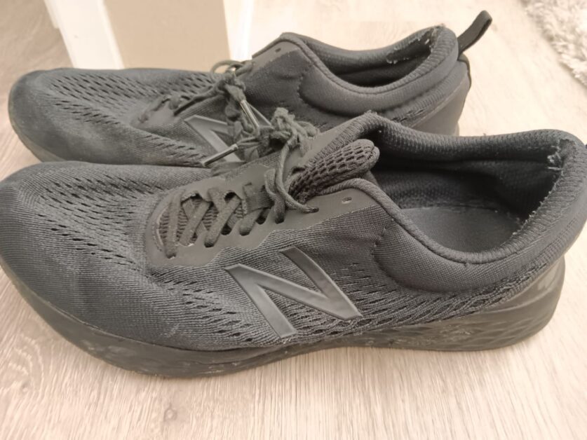 New Balance black running shoes