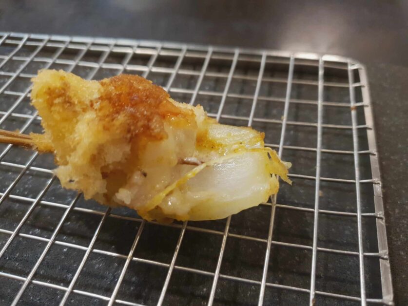 Kushikatsu Gojoya cod sprouts and potato pizza