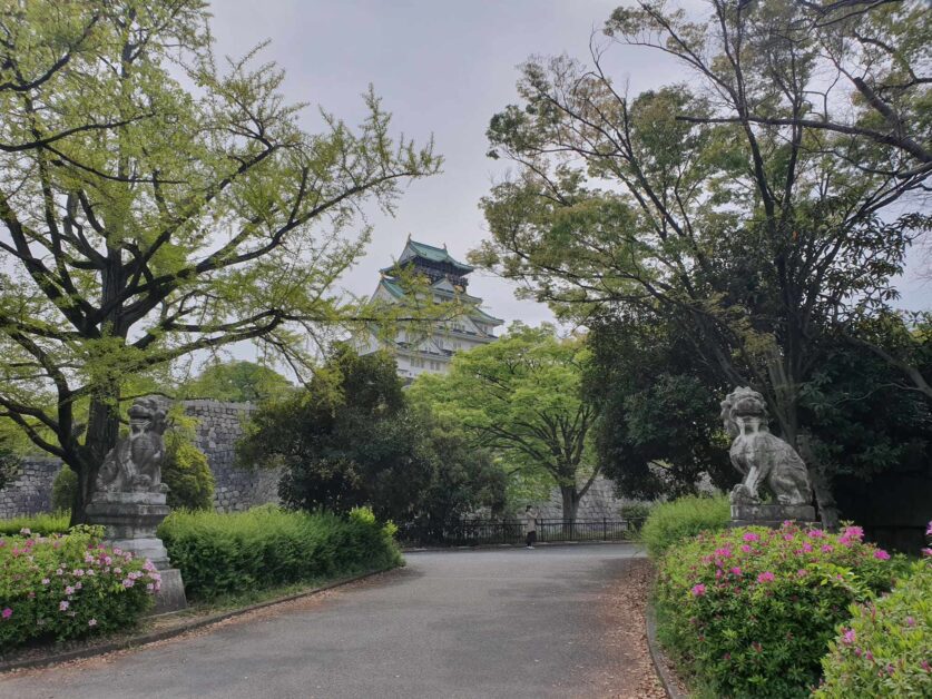 Osaka Castle during day from running trail