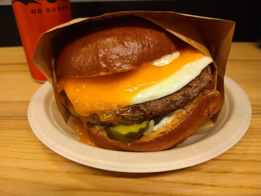 Eggslut cheeseburger profile