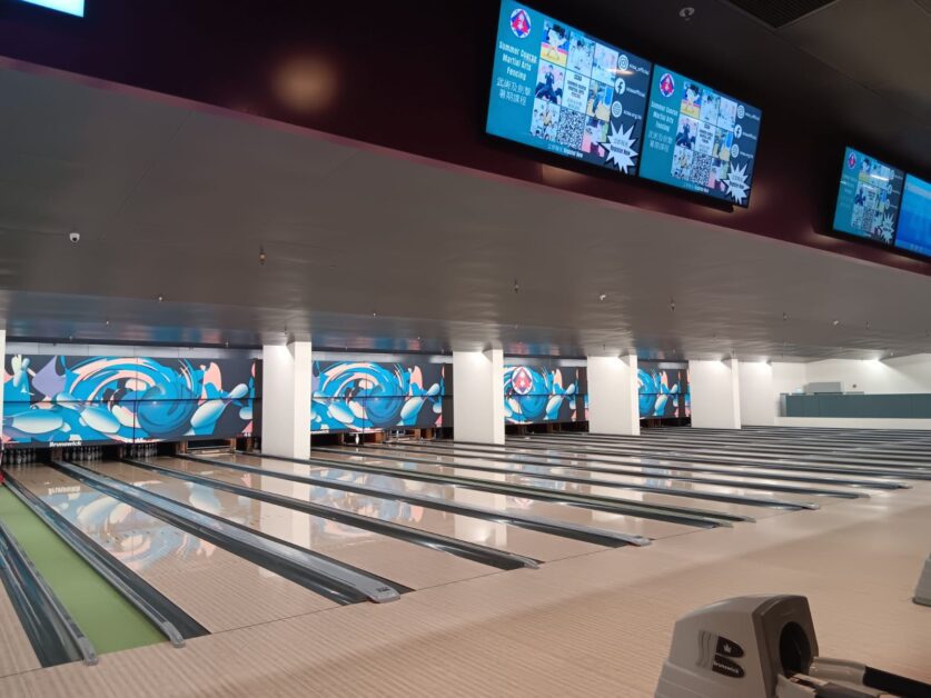 bowling alley 60 lanes SCAA