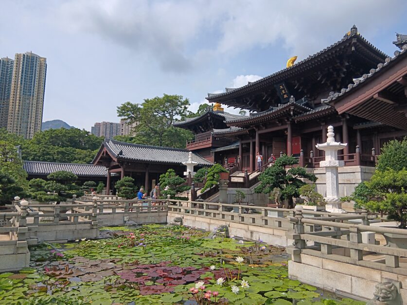 Chi Lin Nunnery lotus pond