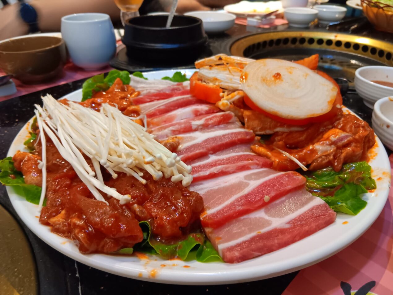 Korean bbq platter at Jin Luo Bao